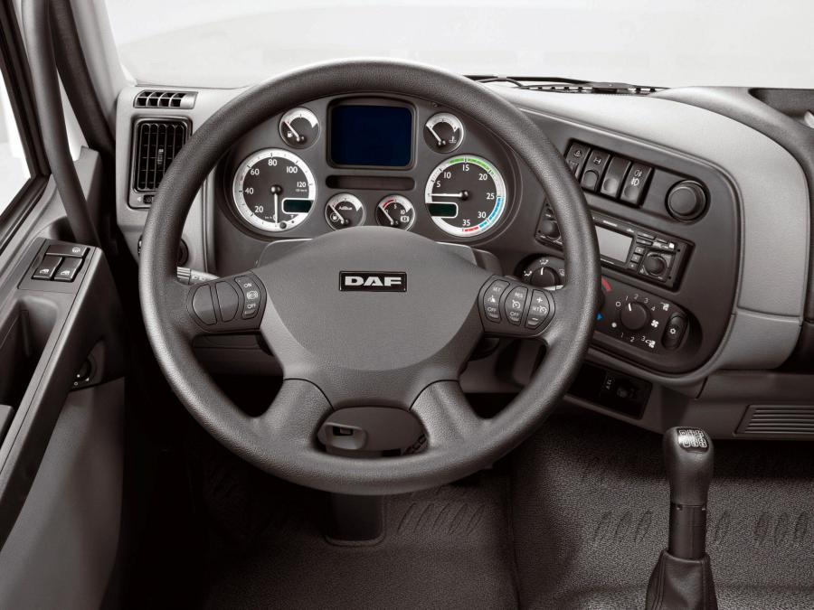 DAF LF45 4x2 FA Day Cab Chassis 2006 года  (фото 4 из 6)